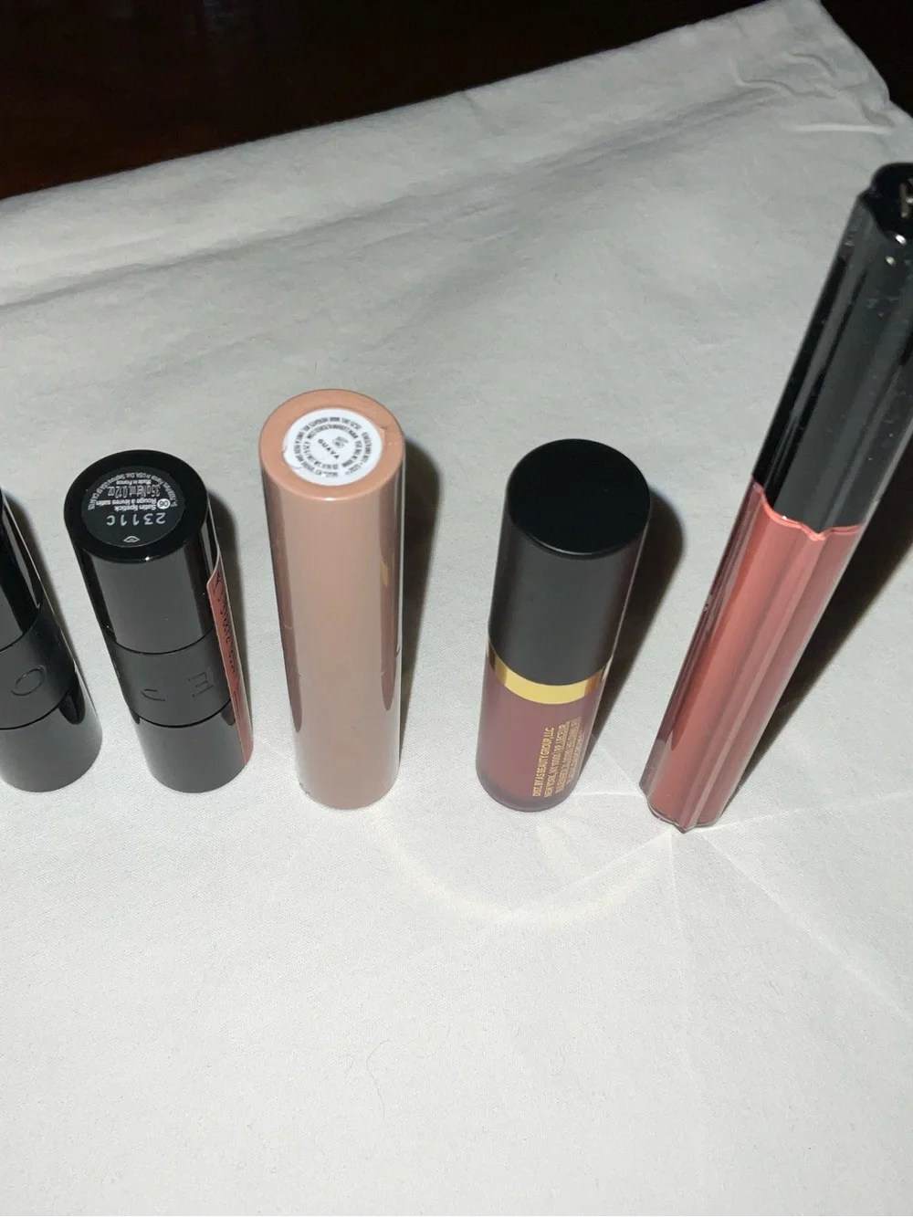 Modern Classic Mauve Pink Lip Mousse — Lightweight Long-Wear Lip Color